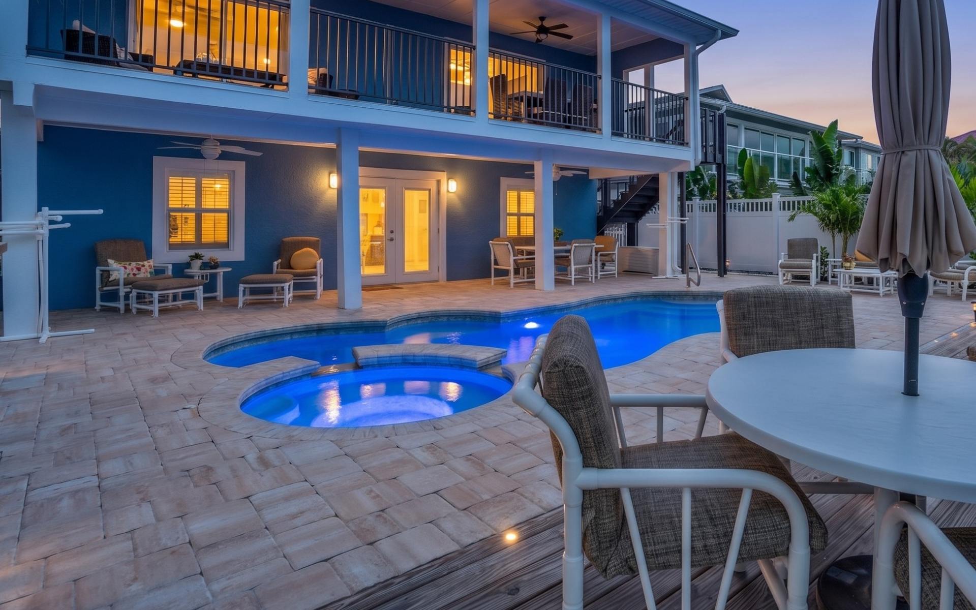 Fort Myers Beach Florida - 2 Bedroom Vacation Rentals
